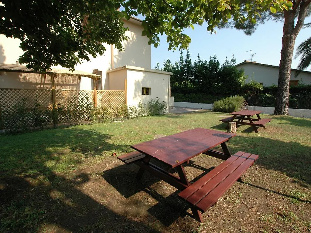 L' Oleandro Lägenhet Marina di Campo